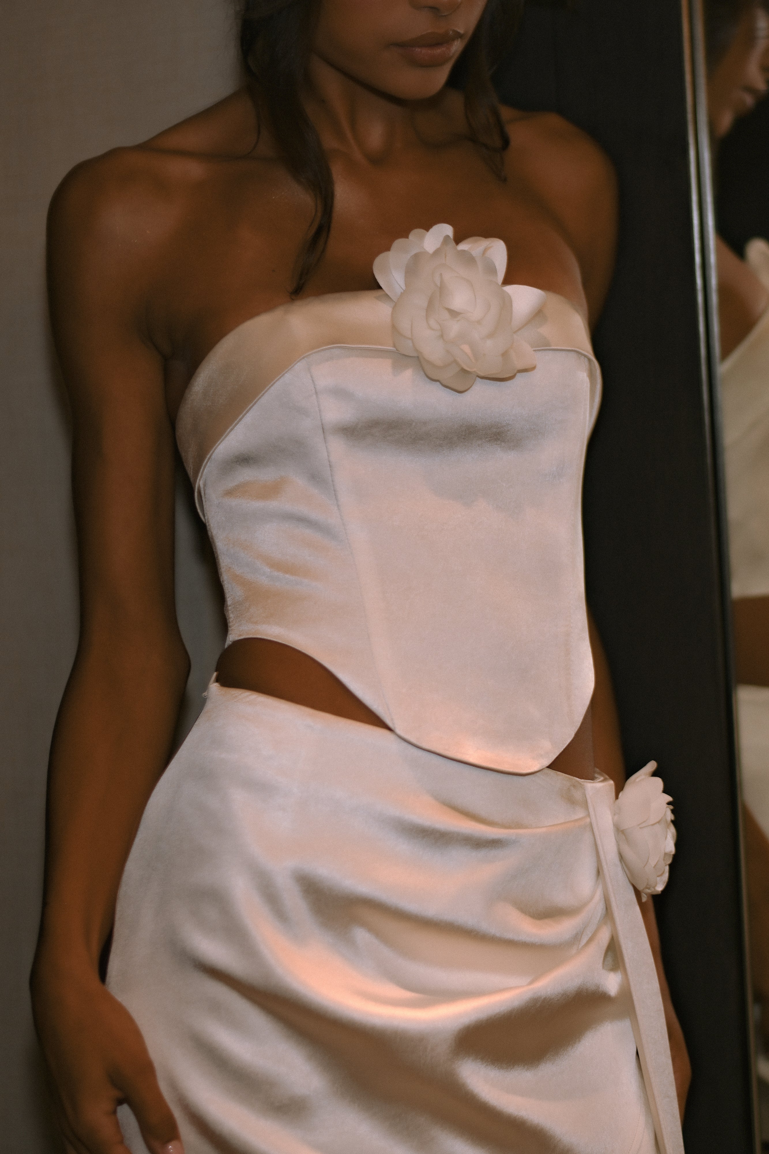 Margot Strapless Rose Corset - White