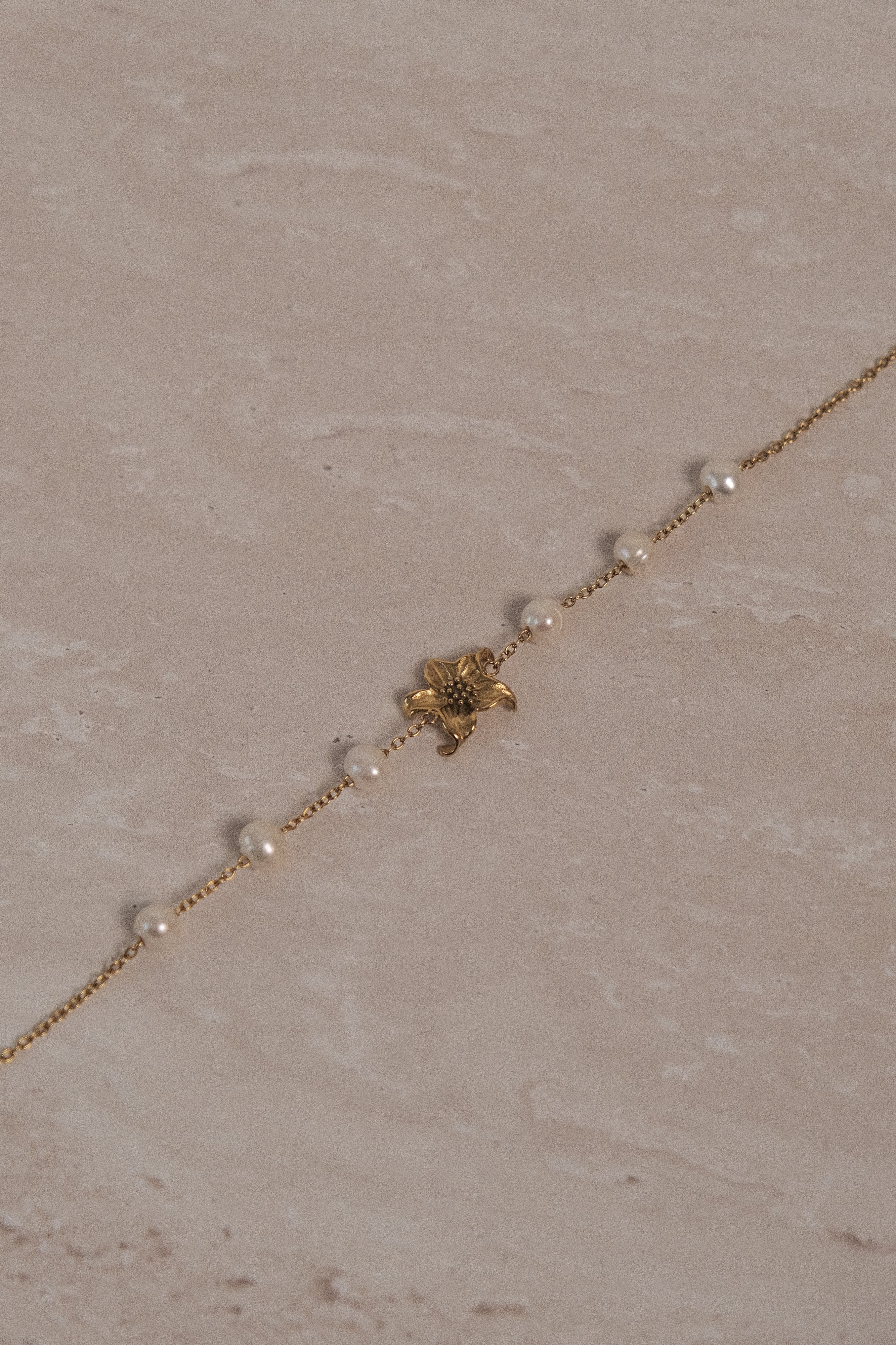 Eva Floral Fresh Water Pearl Necklace - Gold